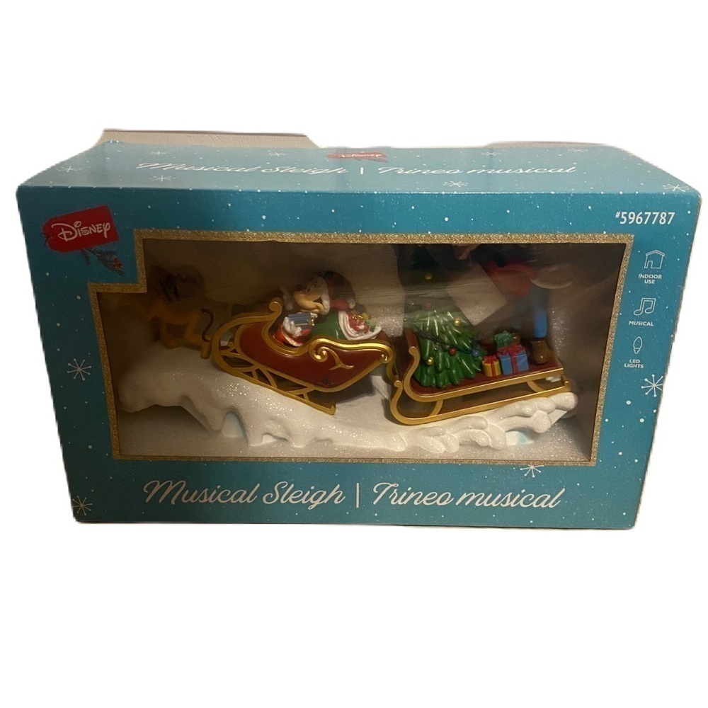 Disney Musical Sleigh Christmas Decoration NEW Mickey Mouse Minnie Goofy Pluto